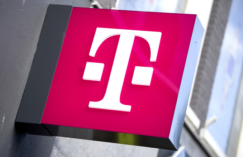 t-mobile-sign-2