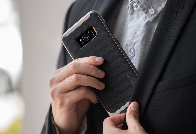 spigen-s8-black