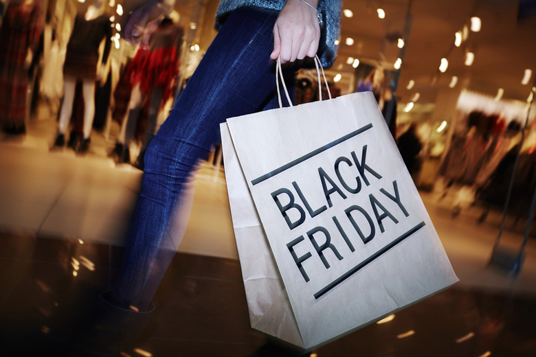 black-friday-sales-sign