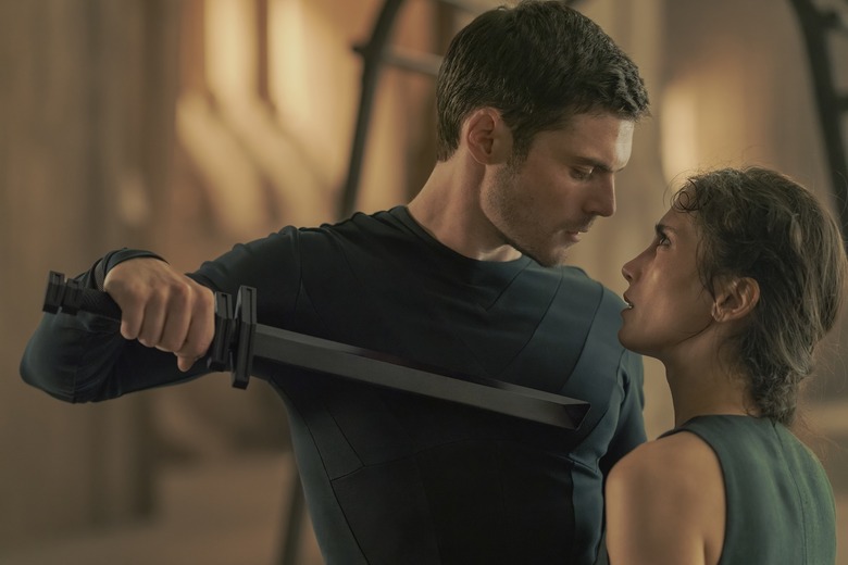 Chris Mason, Sarah-Sofie Boussnina in Dune: Prophecy.