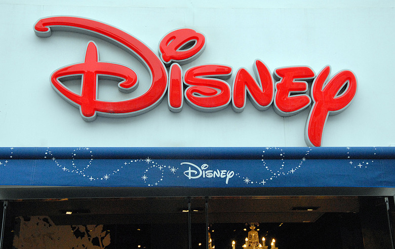 disney-plus-logo-sign