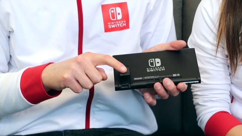 nintendo-switch-unboxing