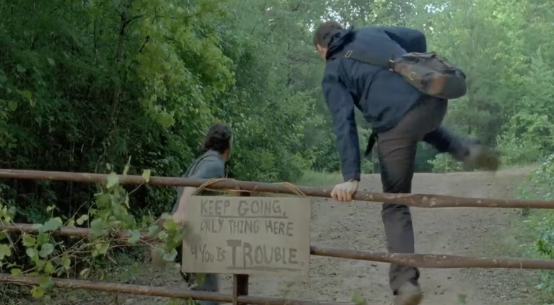 the-walking-dead-season-7-rick-aaron