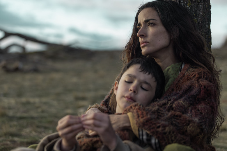 Asier Flores as Diego, and Inma Cuesta as Lucia in Netflix's 