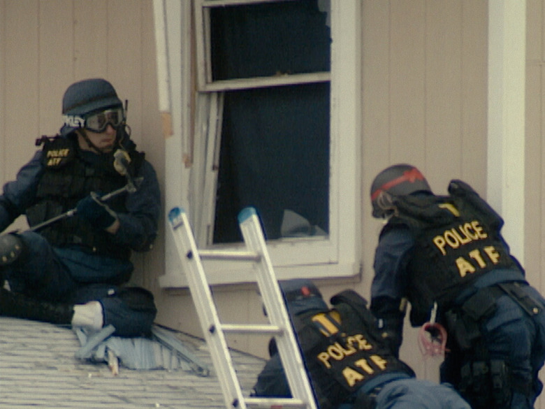 Waco: American Apocalypse on Netflix