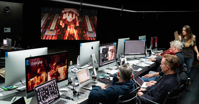 apple-super-bowl-2014-ad-command-room
