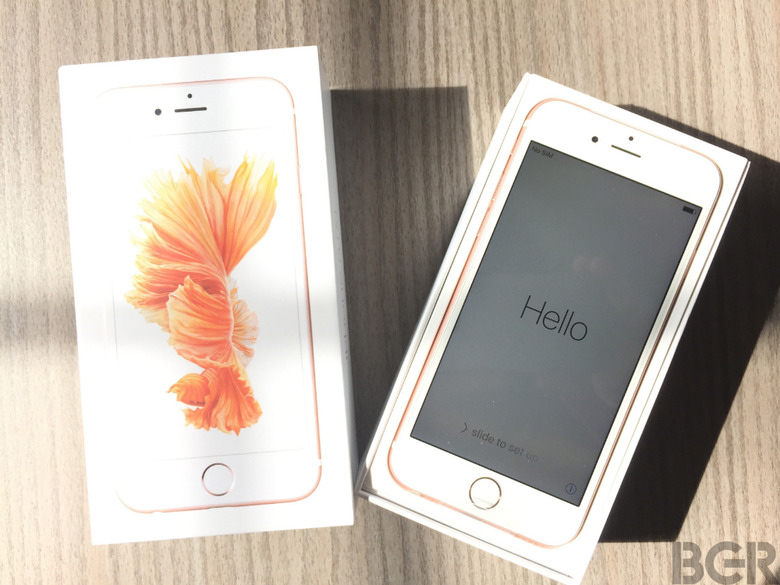rose-gold-iphone-6s-unboxing-6