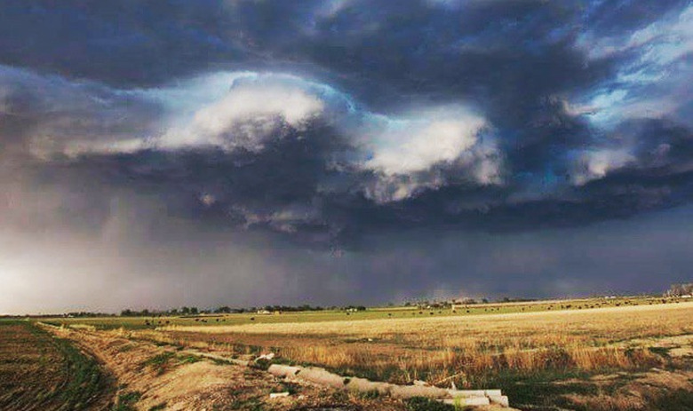 lightning-instagram-andy-holz