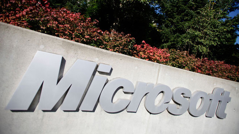 microsoft-sign-9083