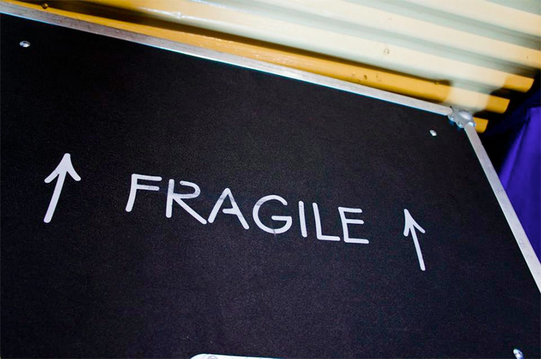 fragile-up