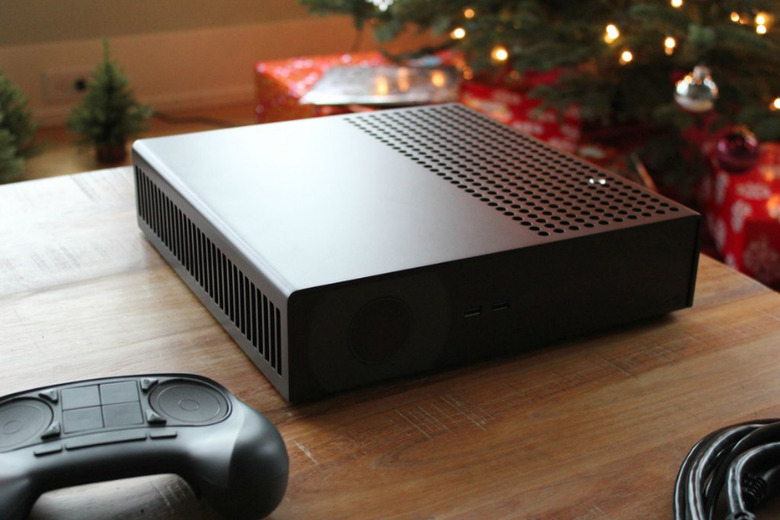 steam-machine-beta-hands-1