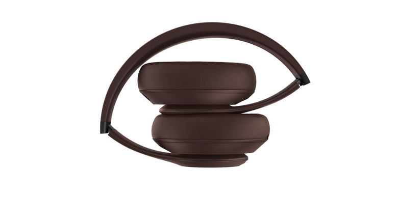 beats-studio-pro-bgr-5