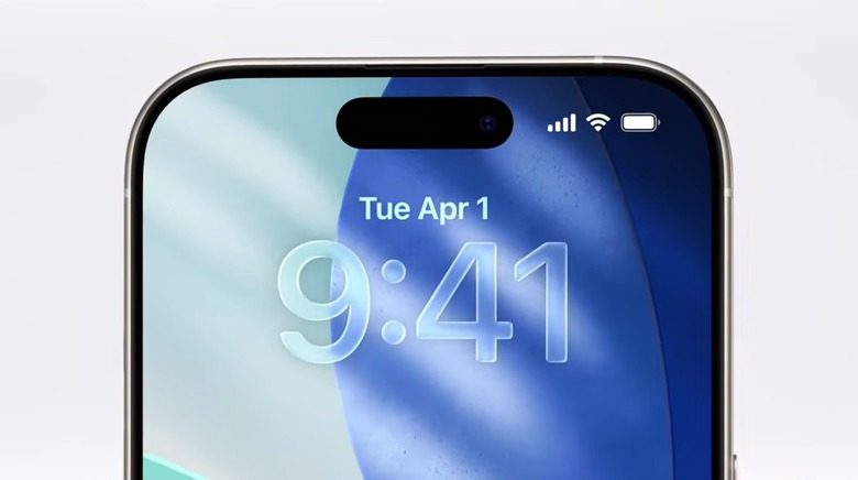 iOS 26 Lock Screen.