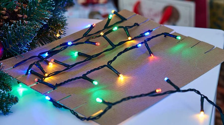 how-to-store-xmas-lights