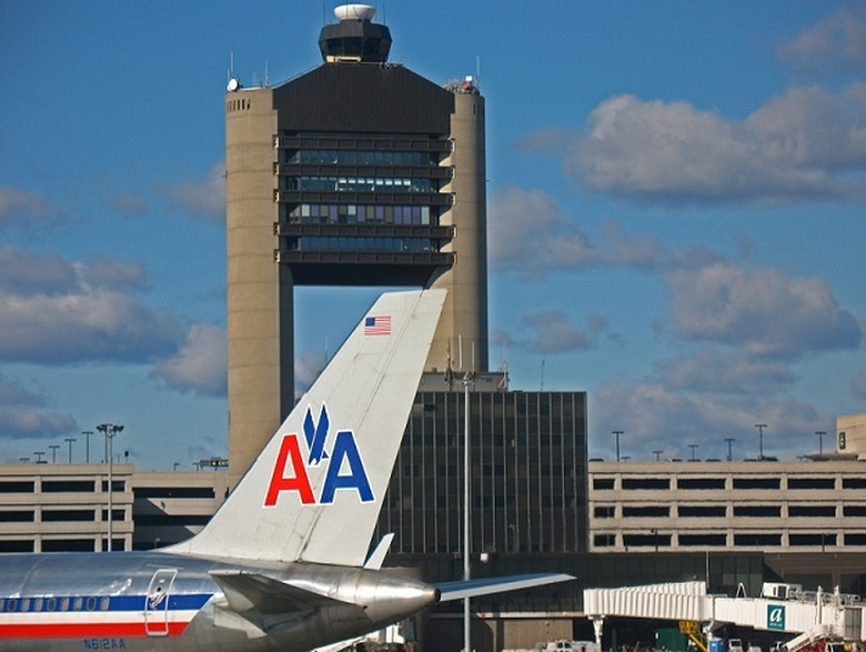 american airlines plane