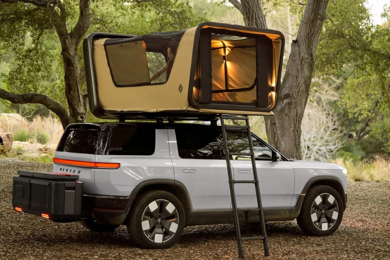 rivian-r2-treehouse