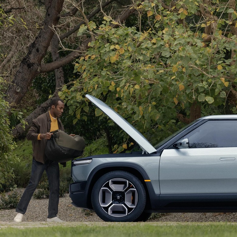 rivian-r3-front-trunk