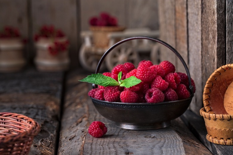 Raspberries in a bowl.