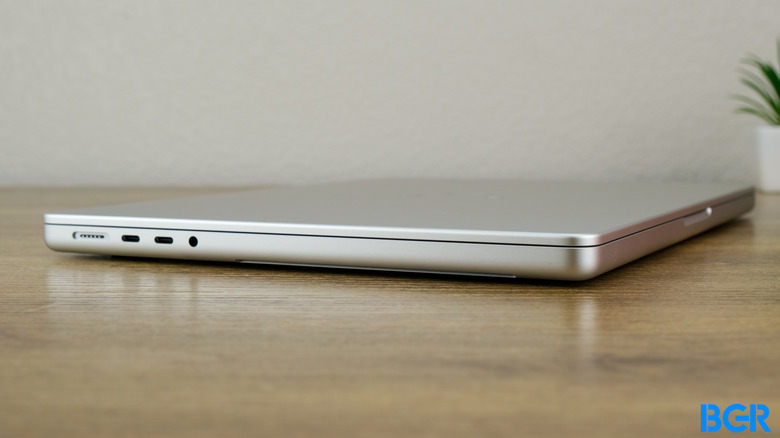 2023 MacBook Pro Left
