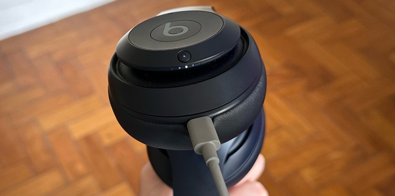 beats-studio-pro-review-bgr-6