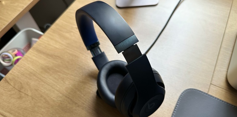beats-studio-pro-review-bgr-7