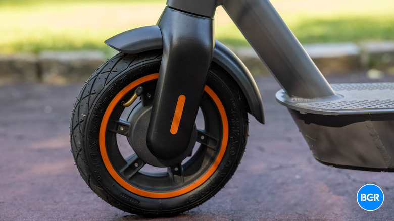 HiBoy-Electric-Scooter-3J4A9102-Edit
