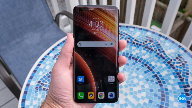 Honor Magic5 Pro Display