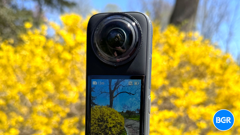 Insta360 X4