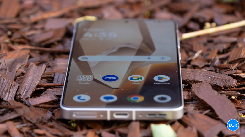 Display on the OnePlus 13R