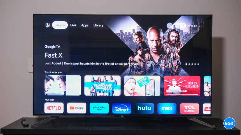 TCL Q7 Main