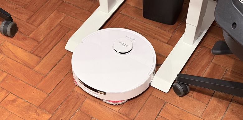 yeedi-m12-ultra-plus-robot-vacuum-review-bgr-1
