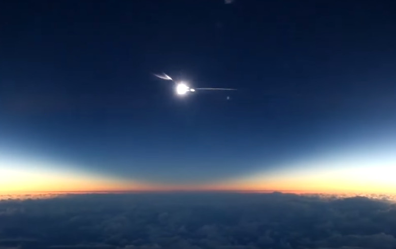 total-solar-eclipse-plane-video