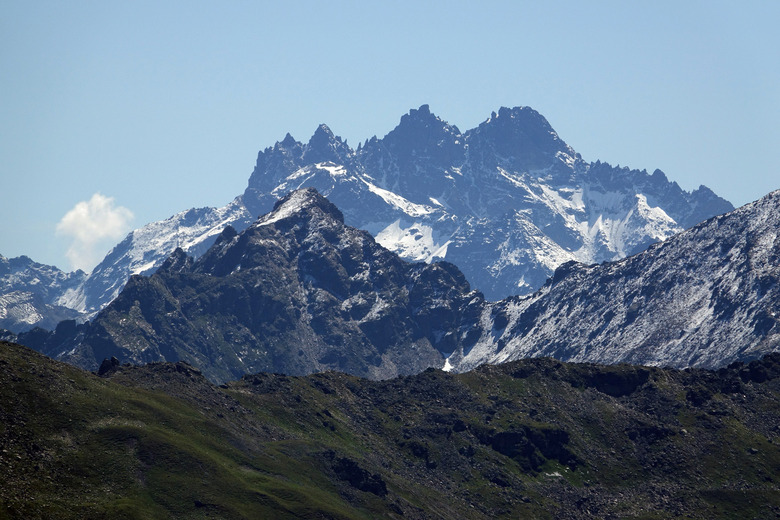 Fluchthorn, collapsing mountain