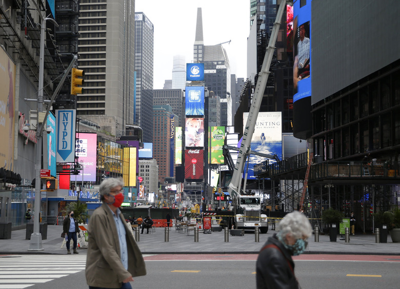 Pedestrians with face mask