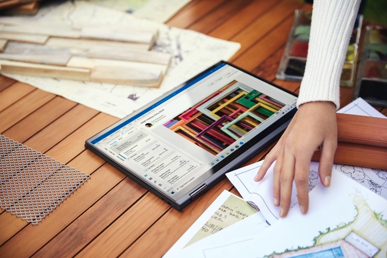 Lenovo Flex 5G Laptop