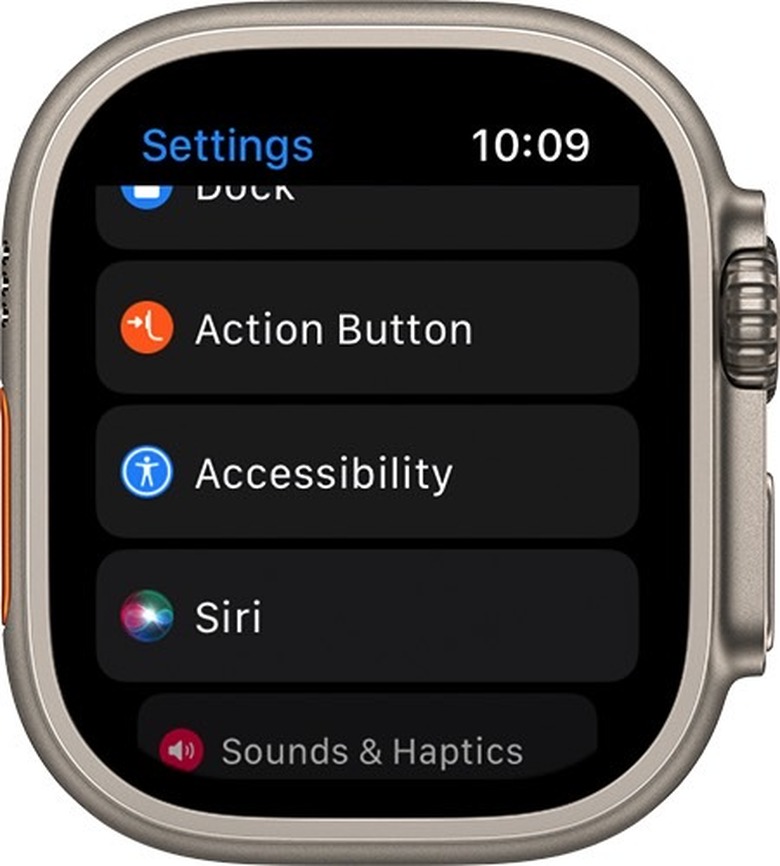 Apple Watch Ultra Settings app: Action Button menu.