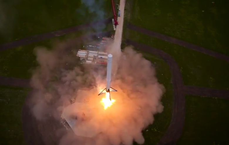 elon-musk-spacex-rocket
