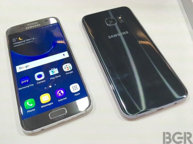 mwc-2016-galaxy-s7-s7-edge-hands-on-4
