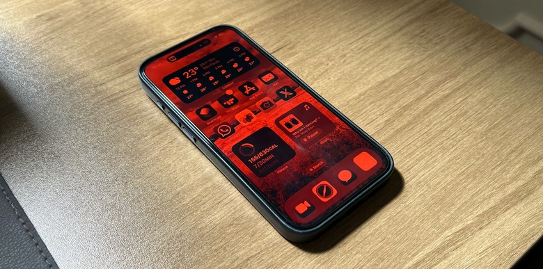 iPhone hidden feature / How to enable iPhone’s hidden ‘night vision’ mode that turns your screen red
