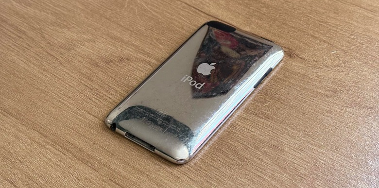 ipod-touch-3-bgr-5