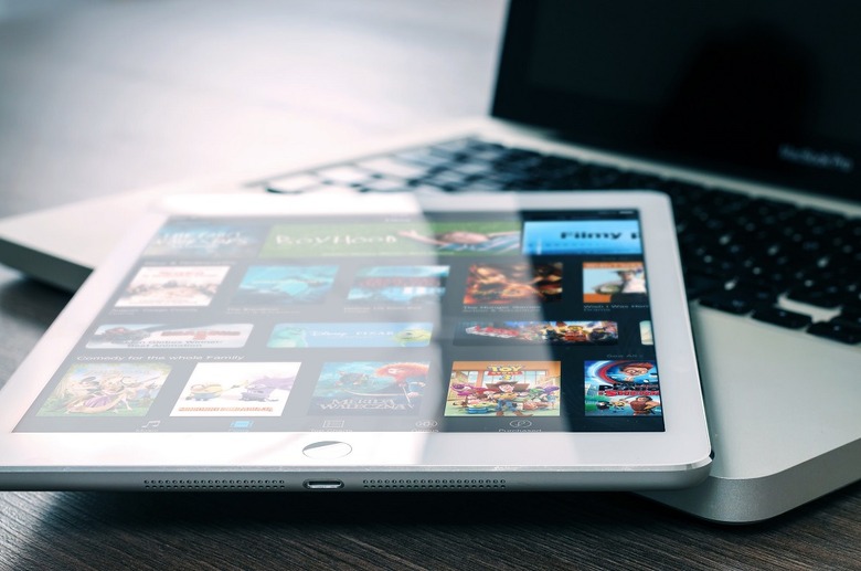 apple ipad sign