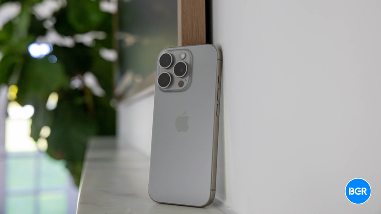 iPhone 16 Pro