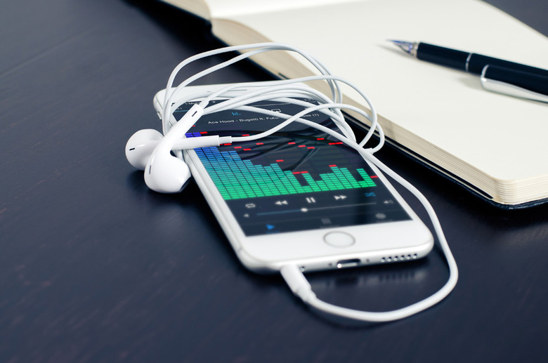 iphone-6s-headphones-jack