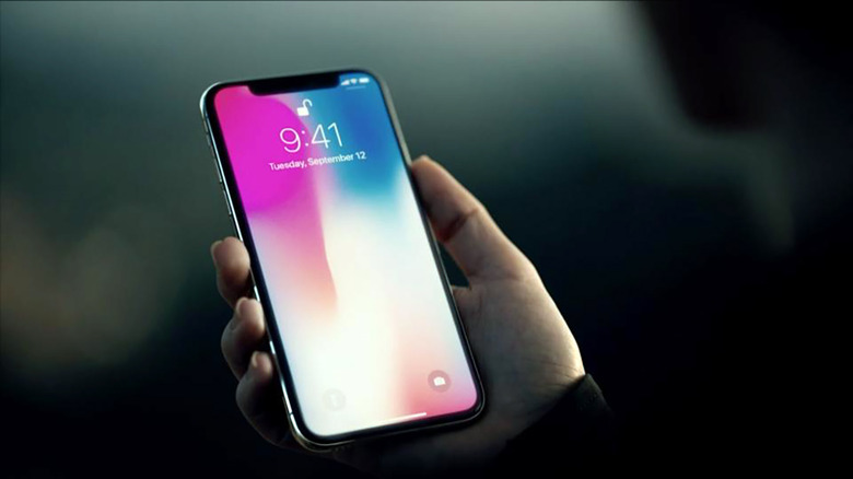 iphone-x-in-hand