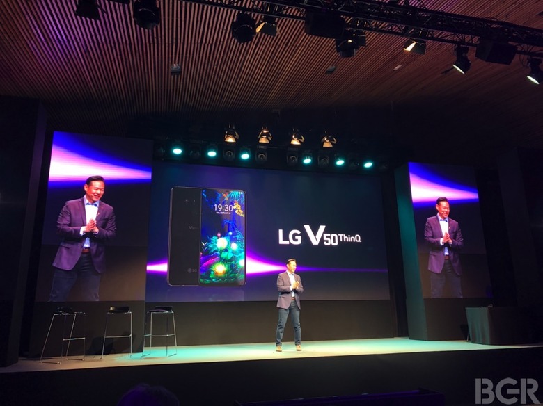 lg-g8-thinq-v50-mwc-2019-event-4