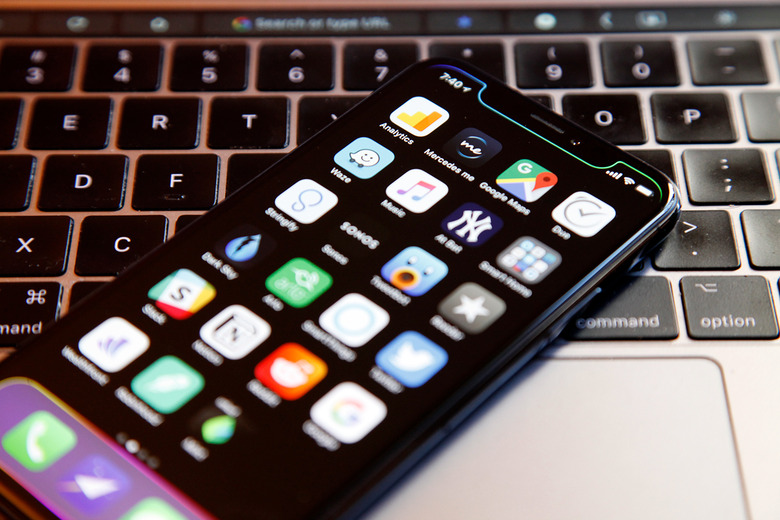 iphone-x-notch-wp-2
