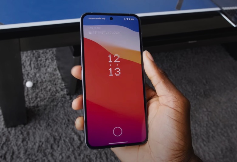 Nothing Phone (2) display.