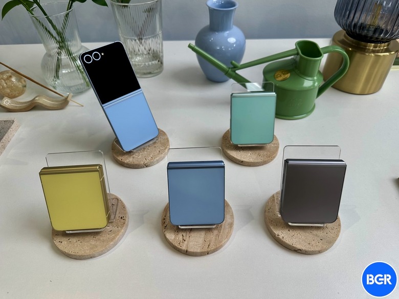 Galaxy Z Flip 6 color option.