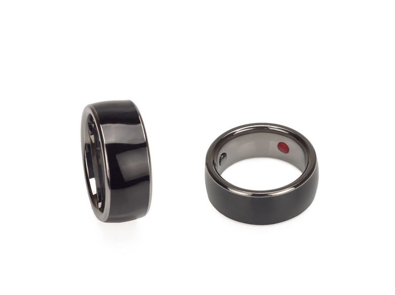 galaxy smart ring, smart ring on white background
