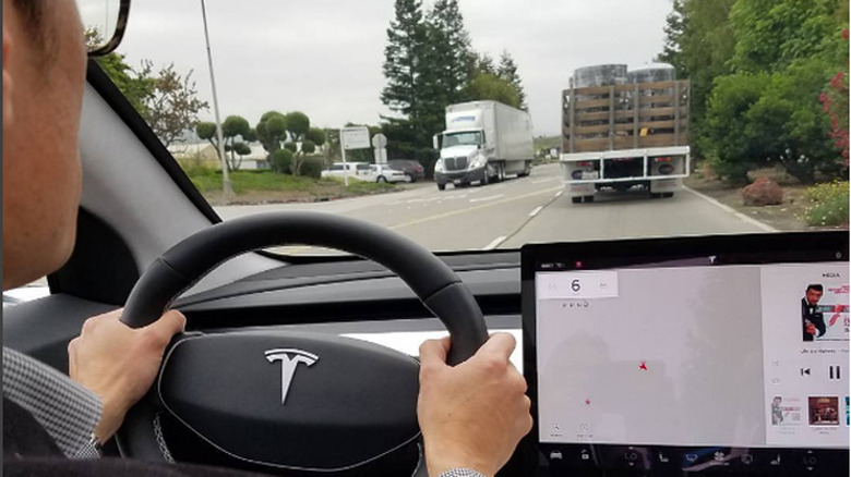 tesla-model-3-interior